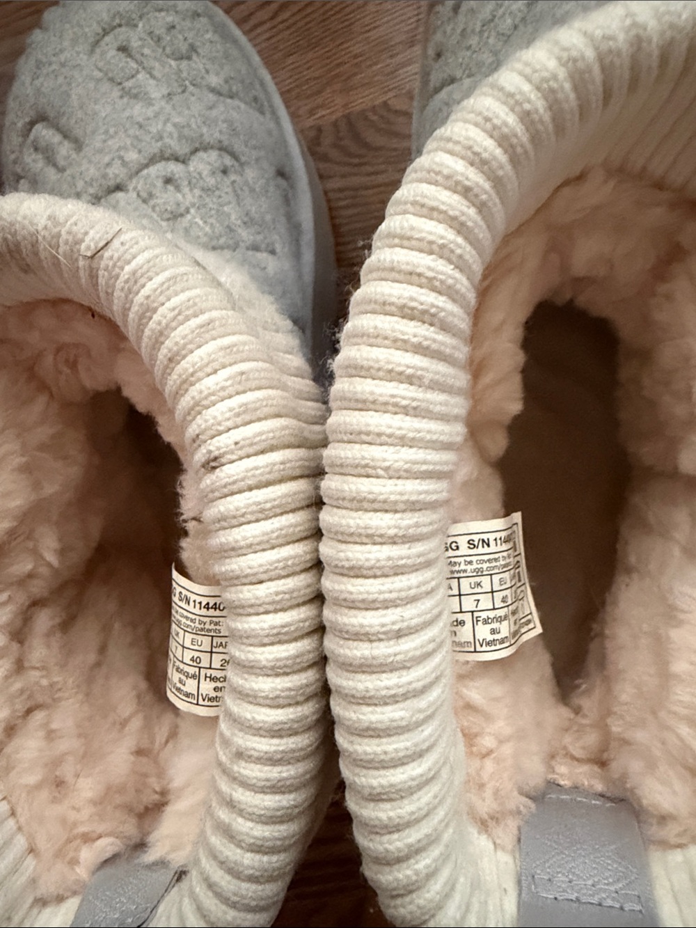 Ugg platform grey felt boots 9 - Picture 7 of 12